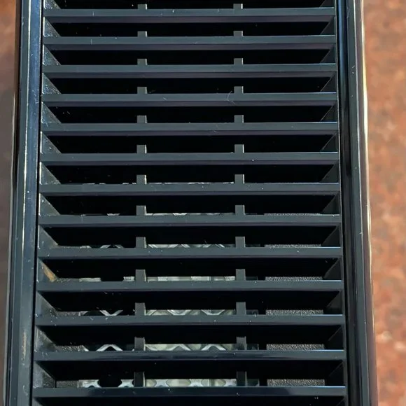 X-Box 360 S Console with Kinect (EUC, In Box) - Picture 5 of 11